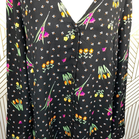 ASOS Glamorous Petite Black Floral‎ Button Dress - Picture 3 of 8